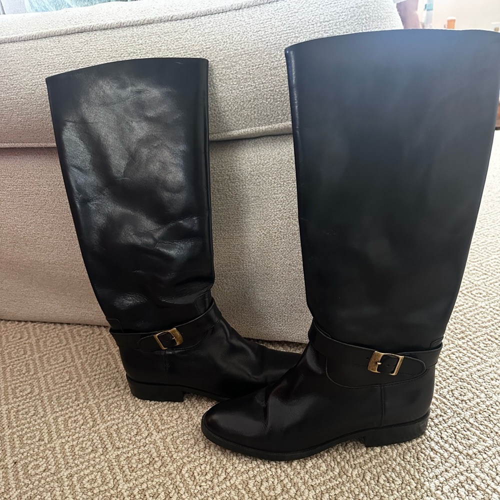 Knee high black buckle boots